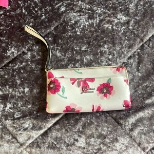 Guess wristlet